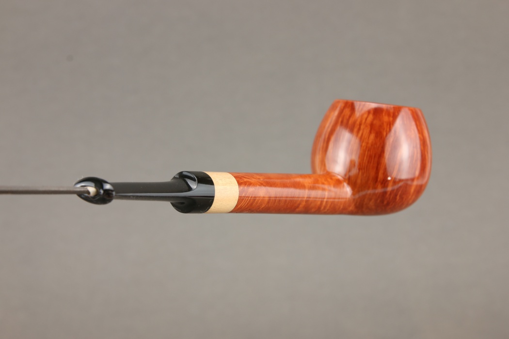 131 Stanwell smooth pipe shape with boxwood insert