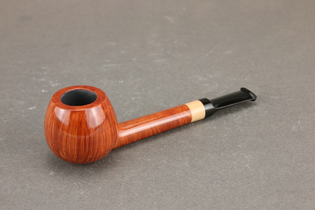 131 Stanwell smooth pipe shape with boxwood insert