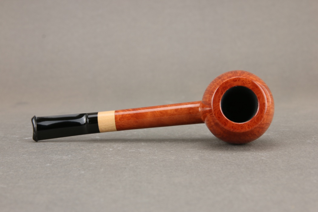 131 Stanwell smooth pipe shape with boxwood insert