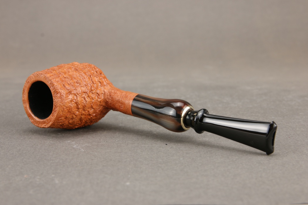 Natural sandblasted billiard with horn exstension 